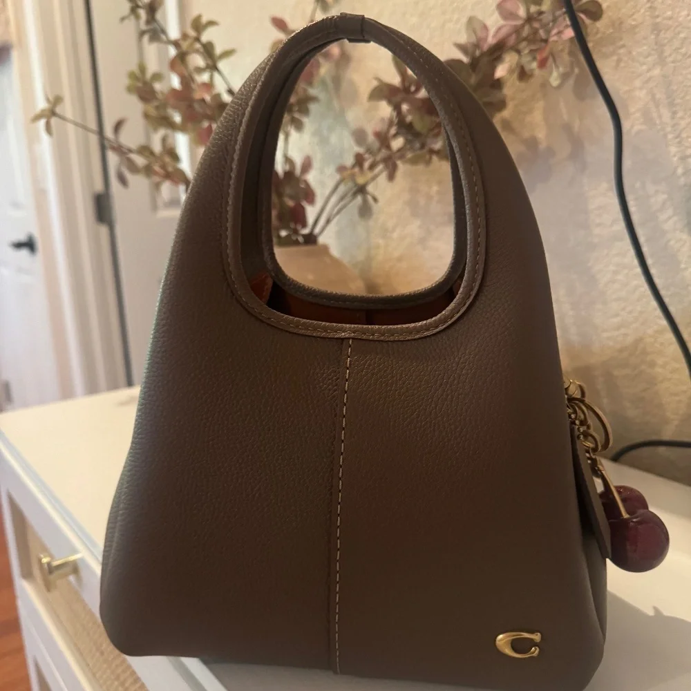 Coach Lana shoulder bag - Picture 1 of 9